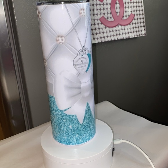 NWT T Tiffany blue &white quilted look .925 necklace design&ribbion20 oz tumbler - Picture 10 of 10